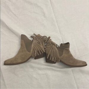 Tan Suede Fringe Ankle Booties Western Boho Cowgirl Festival Size 7.5